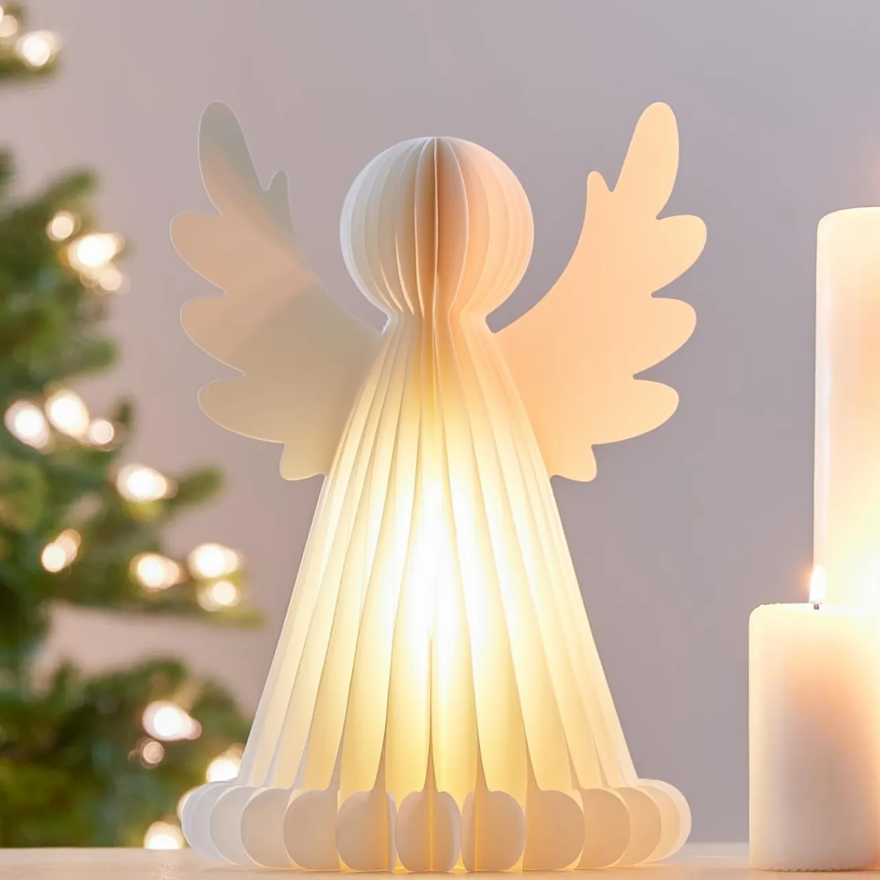 KOOPMAN Ange lumineux à piles 6 LED (H28 cm) Papier fermeture magnétique Blanc Best