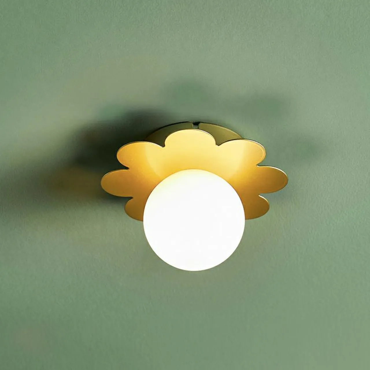 OSTARIA Applique murale métal (D15 cm) Nacre Dée Or Hot