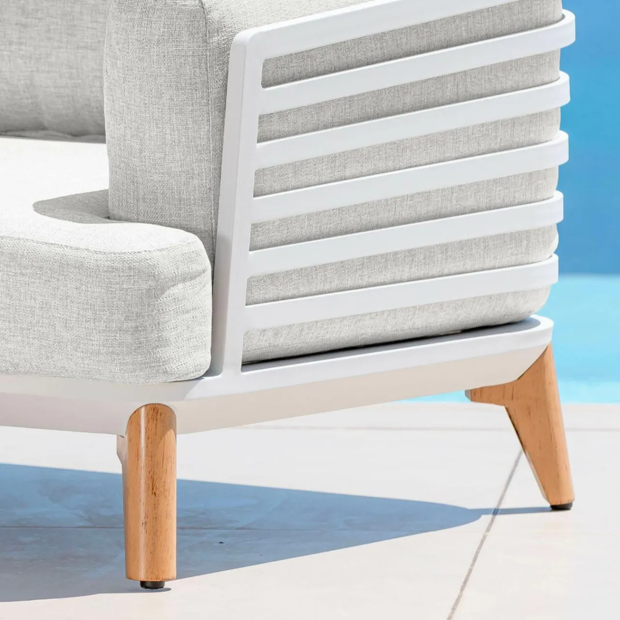MOBELLIA Canapé de jardin en aluminium 3 places Monte Carlo Blanc et gris clair Blanc - Gris Clair