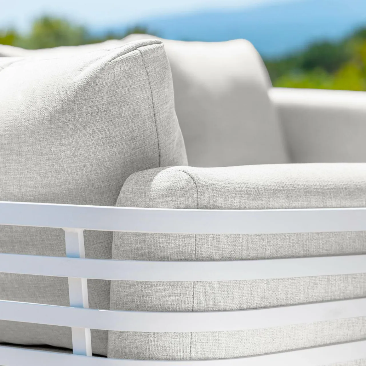 MOBELLIA Canapé de jardin en aluminium 2 places Monte Carlo Blanc et gris clair Blanc - Gris Clair