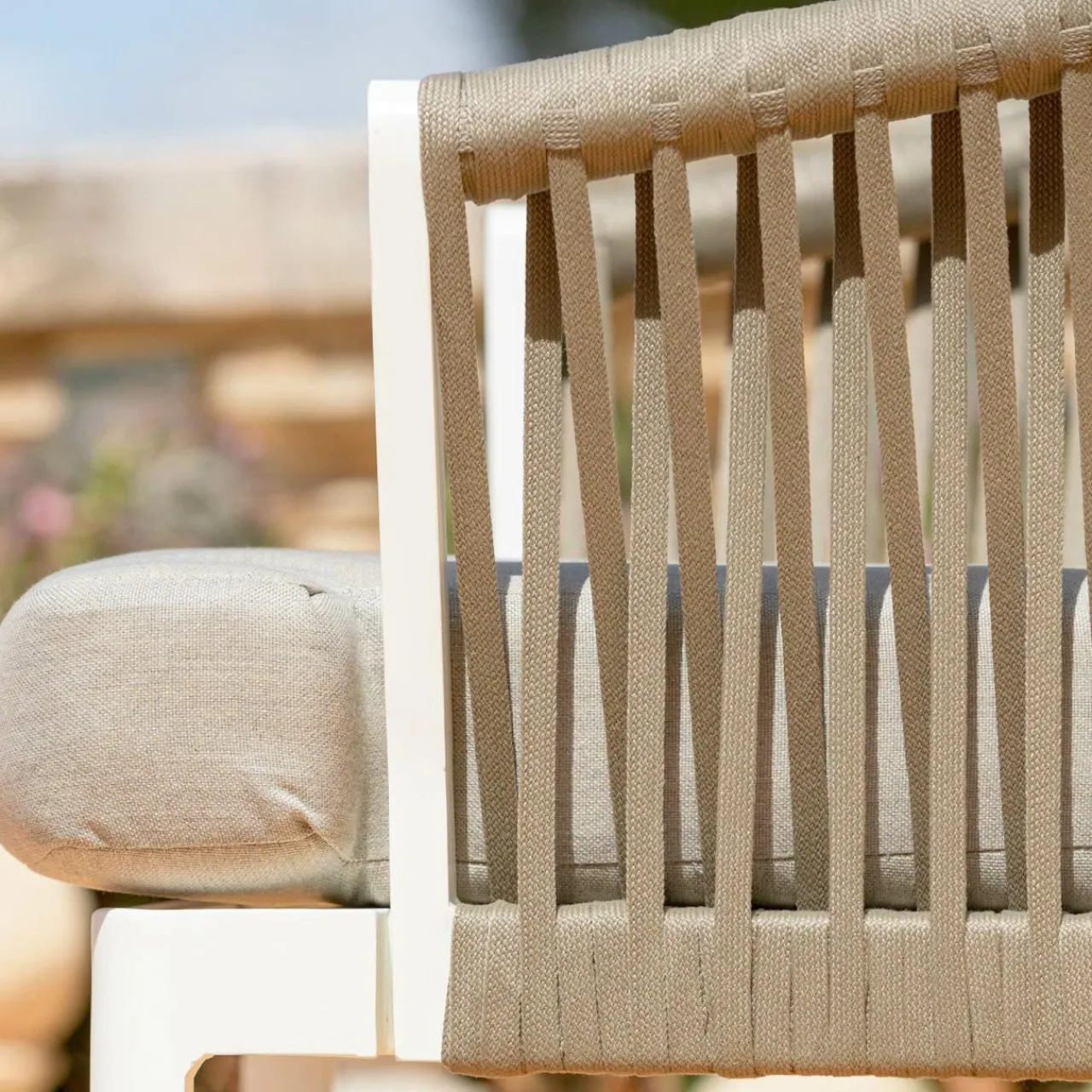 MOBELLIA Canapé de jardin en aluminium 3 places Amalfi Blanc et taupe Blanc - Taupe Discount