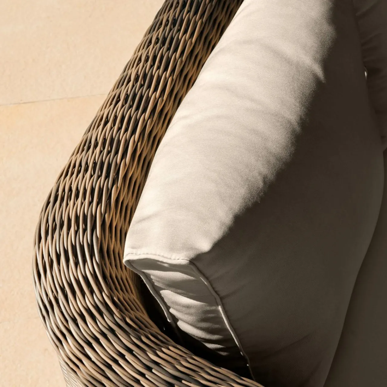 MOBELLIA Canapé de jardin en résine tressée 2 places Calvi Sépia et taupe Tressé Sepia - Taupe Best