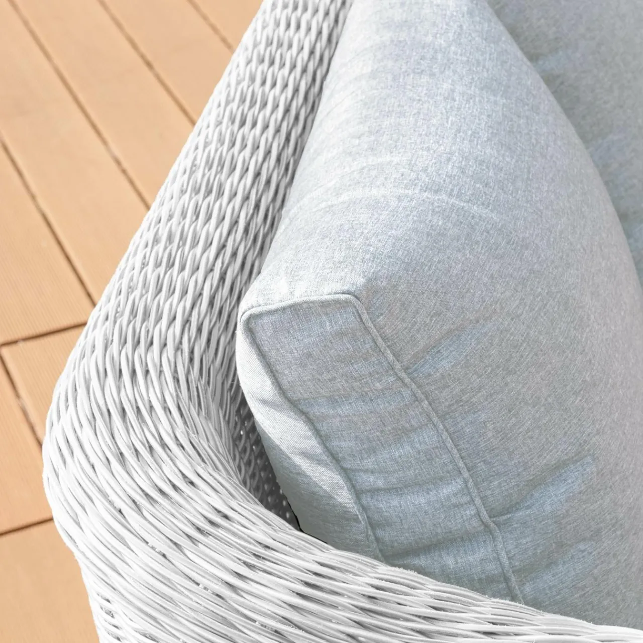 MOBELLIA Canapé de jardin en résine tressée 2 places Calvi Blanc et gris clair Tressé Blanc - Gris clair Sale