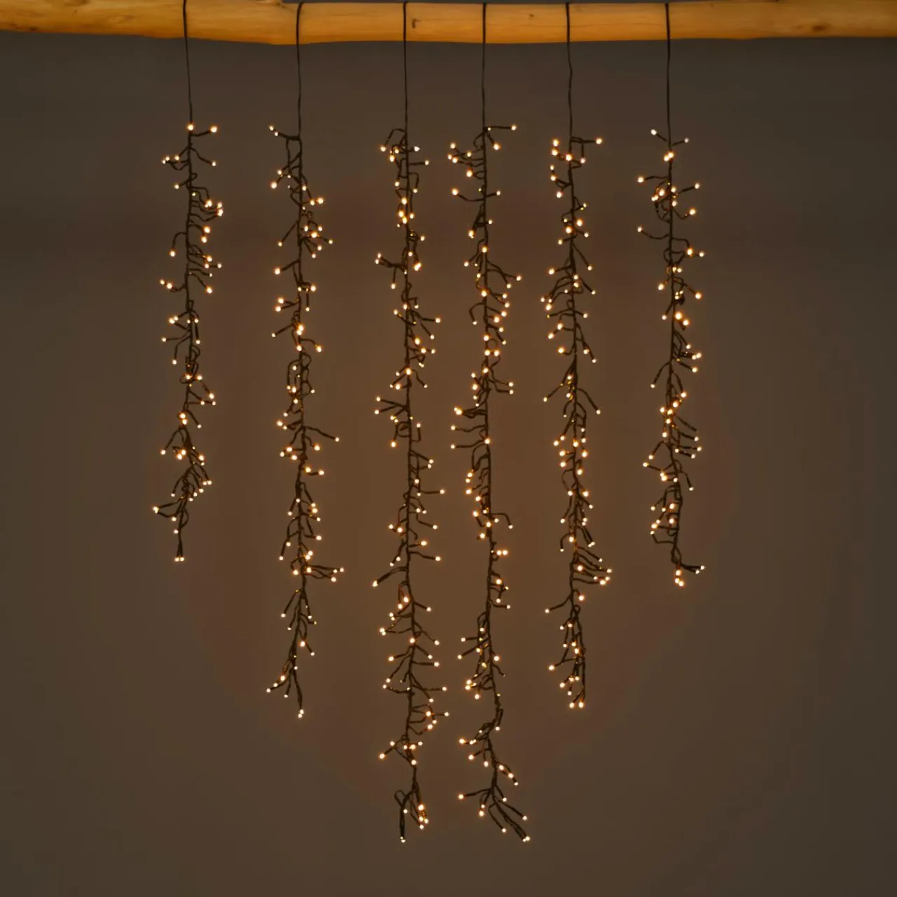 KAEMINGK Cascade lumineuse 1 m 600 Micro LED câble noir 6 descentes Blanc chaud Blanc Chaud - câble noir Sale
