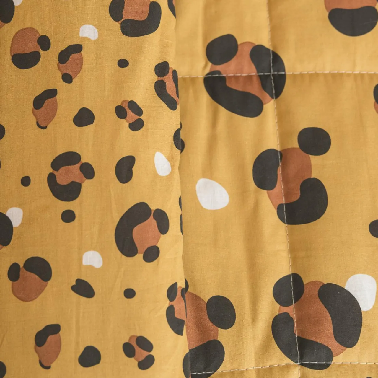 l'Effet Papillon Couette imprimée enfant coton (140 x 200 cm) Lola Caramel Hot