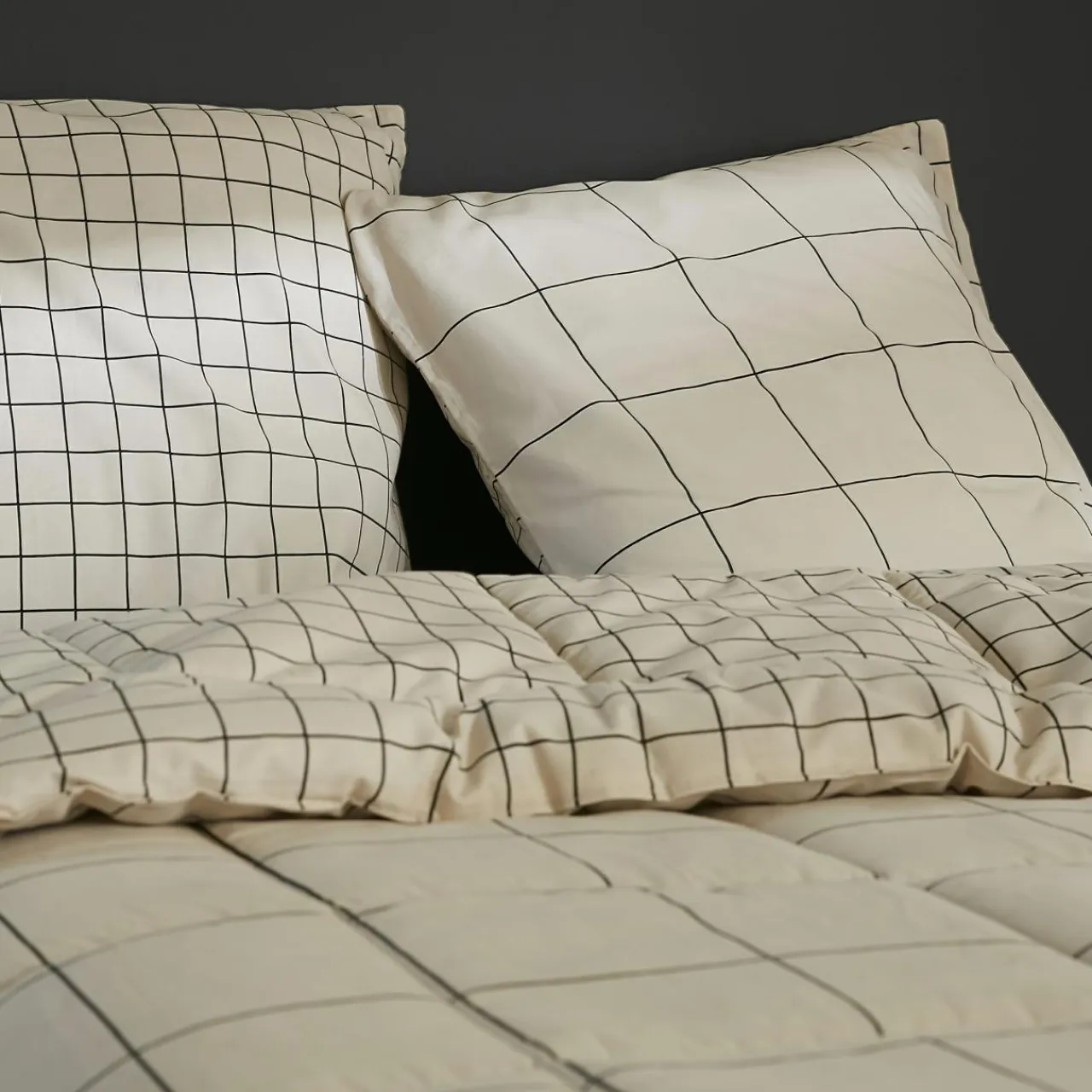 L'EFFET PAPILLON Couette imprimée et une taie d'oreiller (140 x 200 cm) Carrie Beige Best