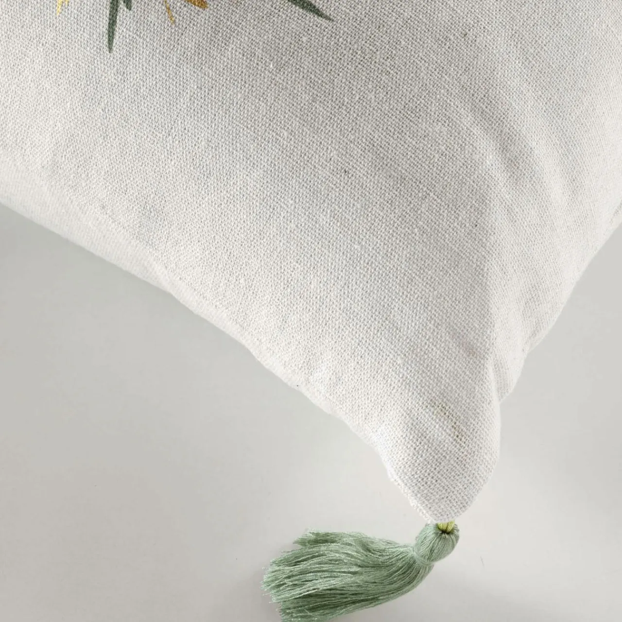 DOUCEUR D'INTERIEUR Coussin carré coton pompons (45 x 45 cm) Papeete Vert sauge Best