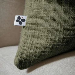 L'EFFET PAPILLON Coussin carré coton (45 x 45 cm) Sixtine Vert romarin Hot