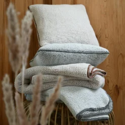 STOF Coussin carré fausse fourrure (50 x 50 cm) Winston Gris New