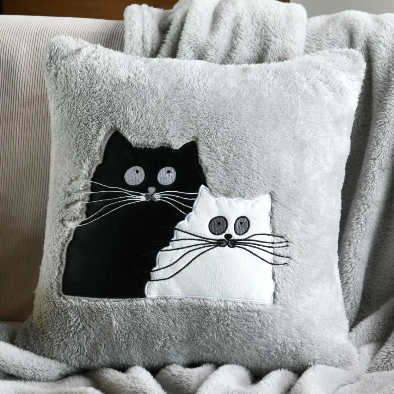 STOF Coussin de Noël carré (45 cm) Douillet Gris Hot
