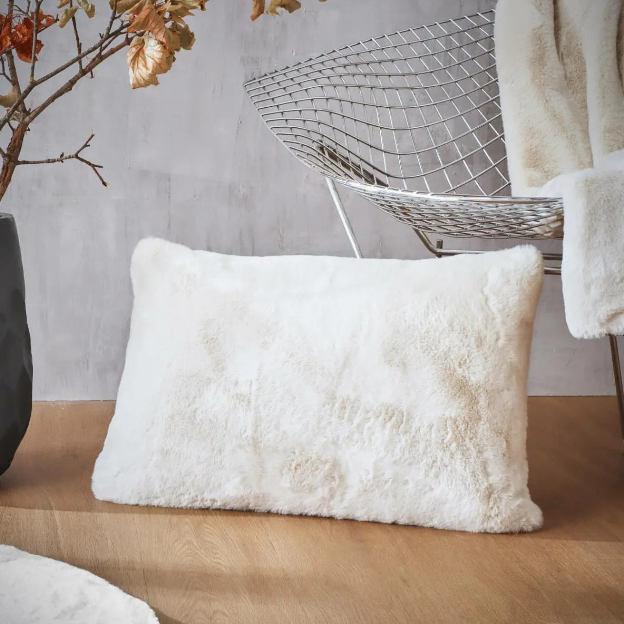 EMINZA Coussin rectangulaire fausse fourrure (40 x 60 cm) Finn Blanc