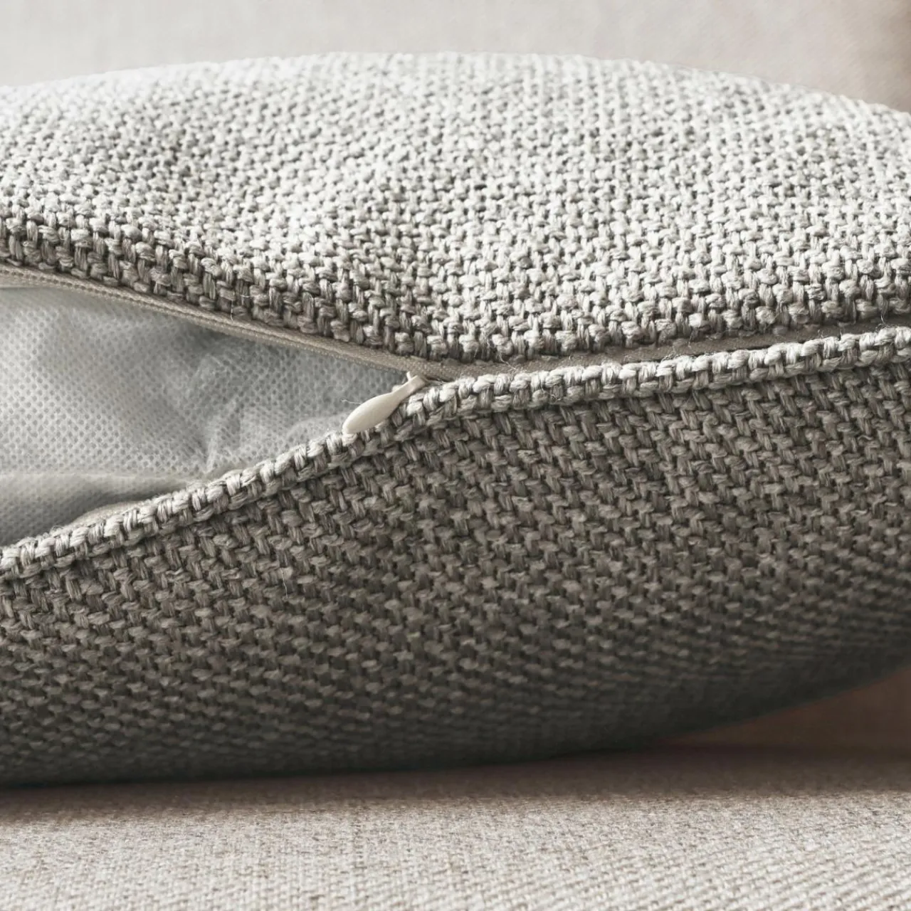 EMINZA Coussin rectangulaire tissé (40 x 60 cm) Alba Taupe Best