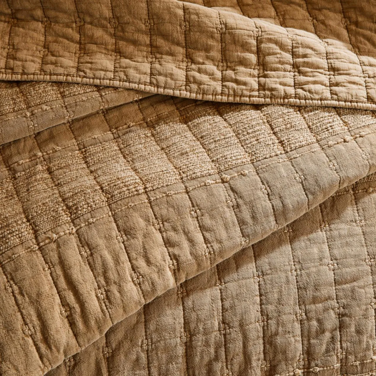 EMINZA Couvre-lit coton matelassé (240 x 260 cm) Lena Camel Outlet