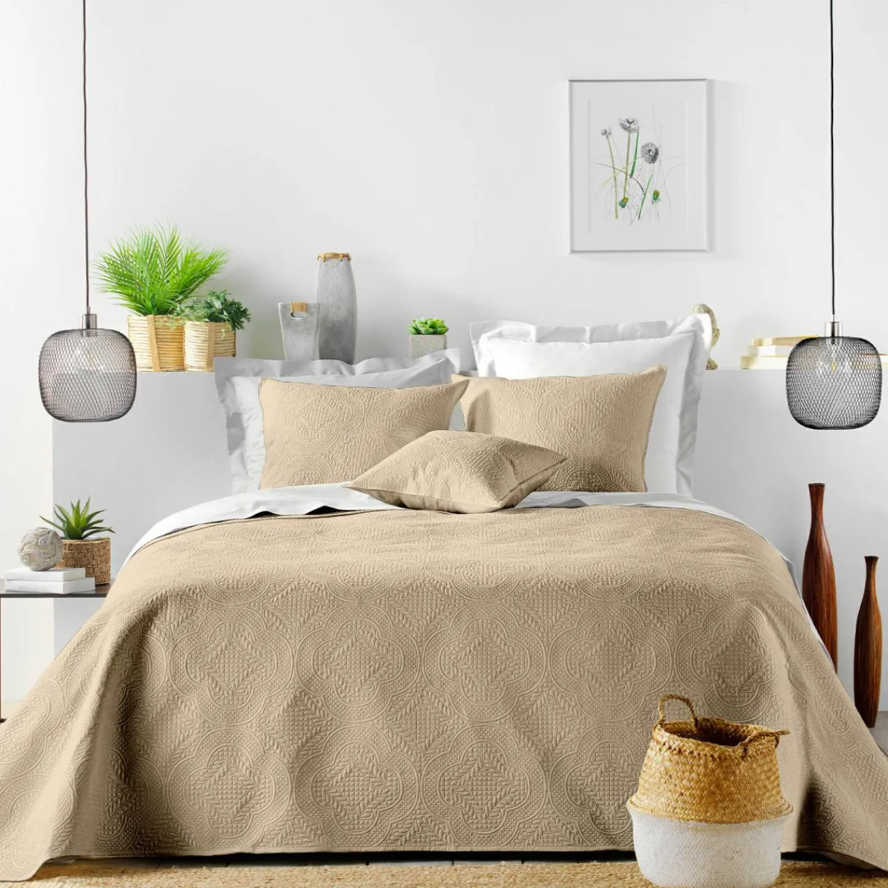 douceur d'intu017drieur Couvre-lit matelassé et deux taies d'oreiller (240 x 260 cm) Romane Beige Discount