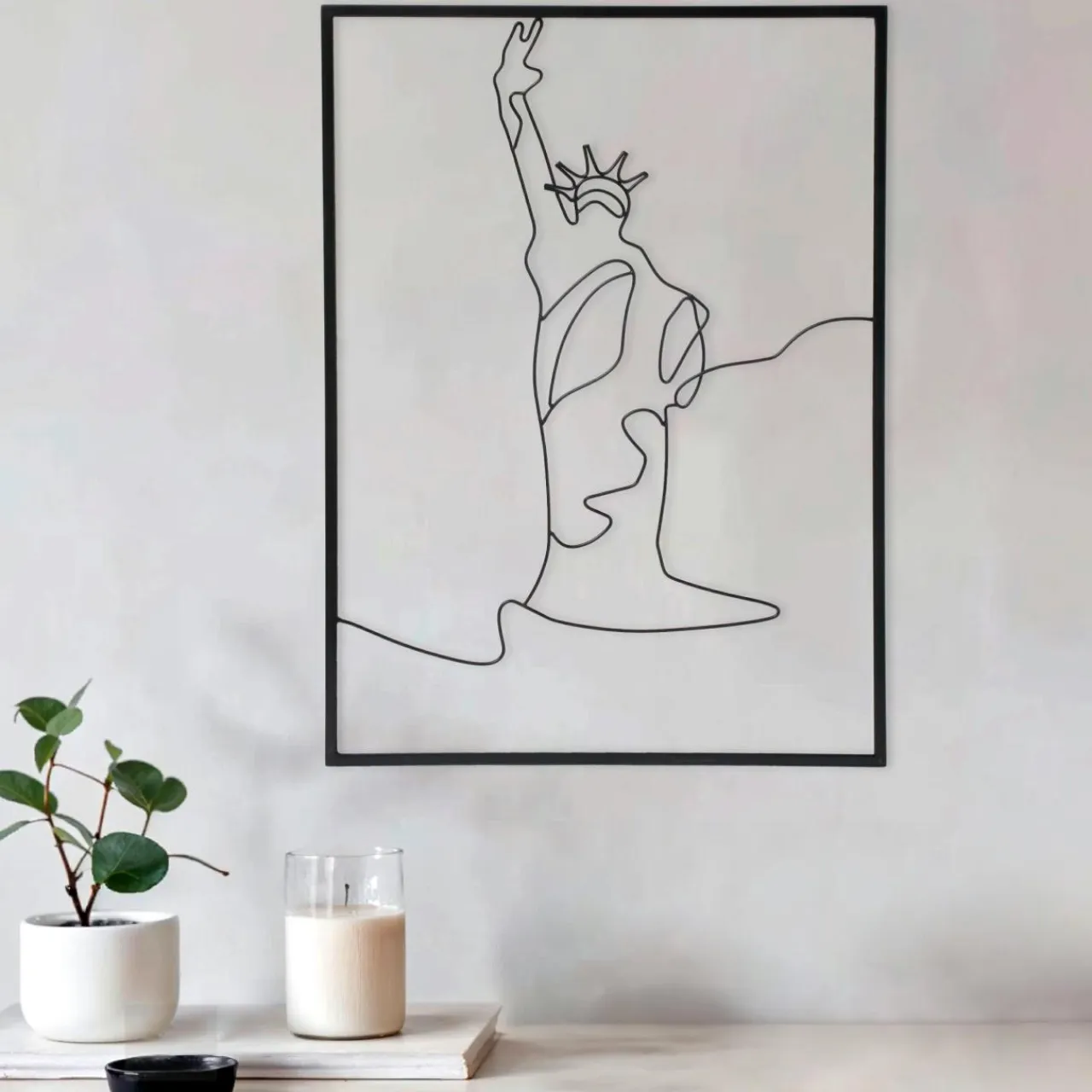 EMINZA Décoration murale en métal (H40 cm) Statut de la Liberté Noir Best