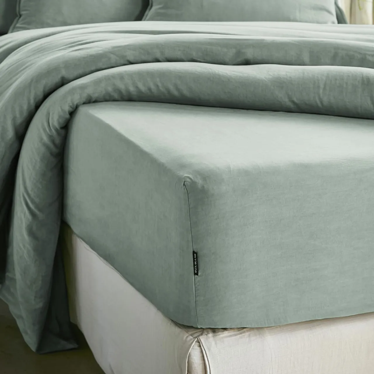 EMINZA Drap housse lyocell Tencel™ lavé (140 x 190 cm) Olivia Vert Eucalyptus Best