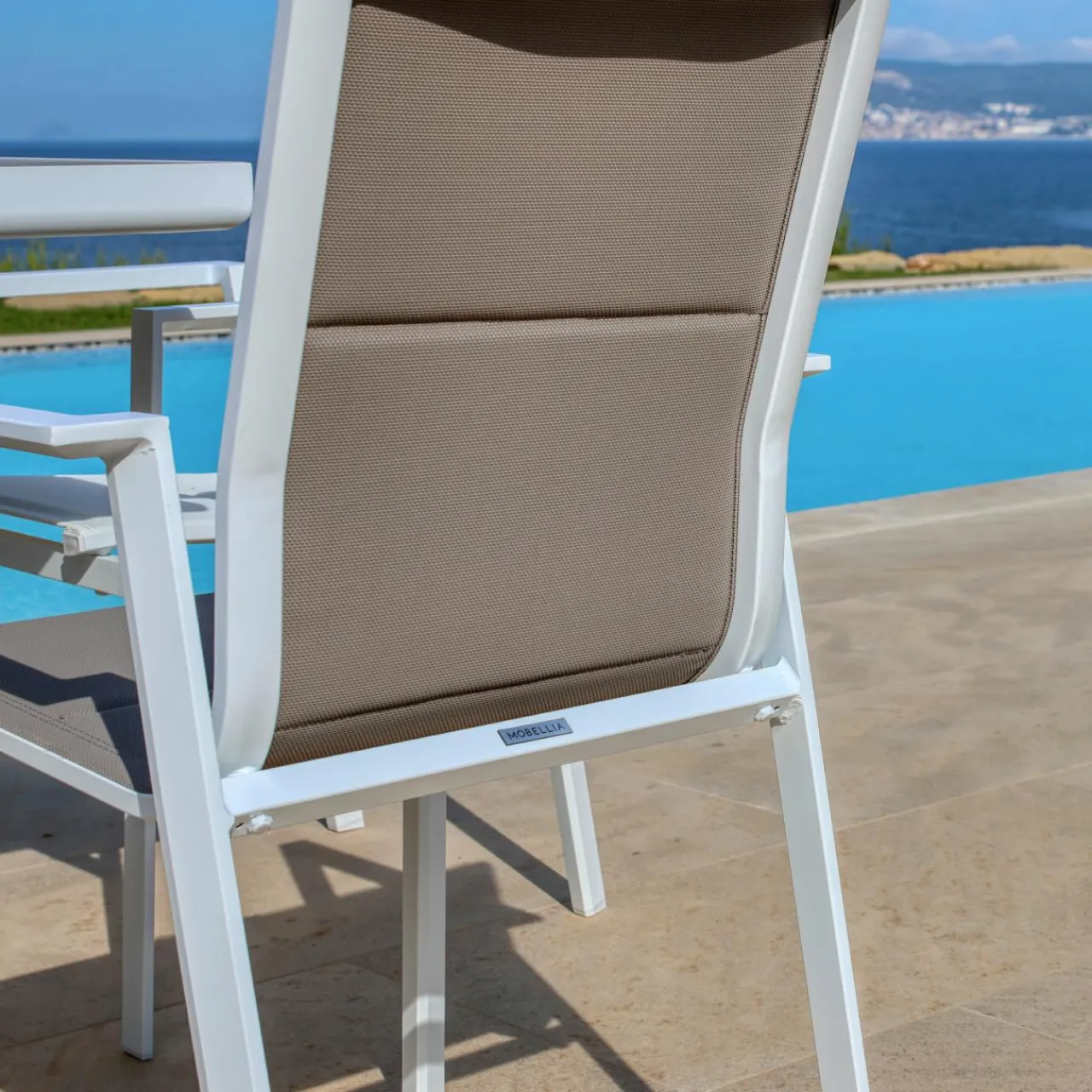 MOBELLIA Fauteuil de jardin empilable aluminium Portofino Taupe Online