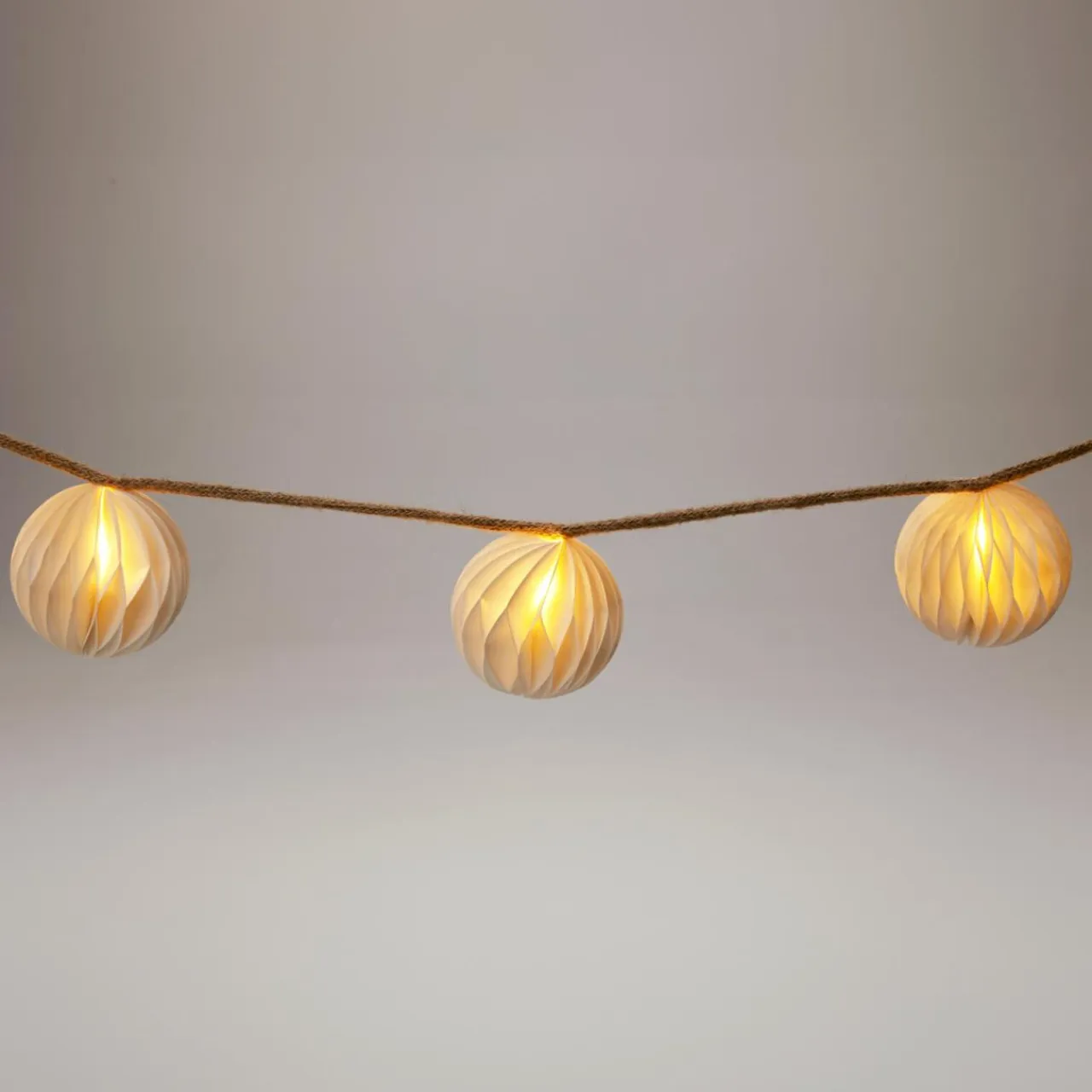 KOOPMAN Guirlande lumineuse déco à piles LED (160 cm) Boules fermeture magnétique Blanc chaud Discount