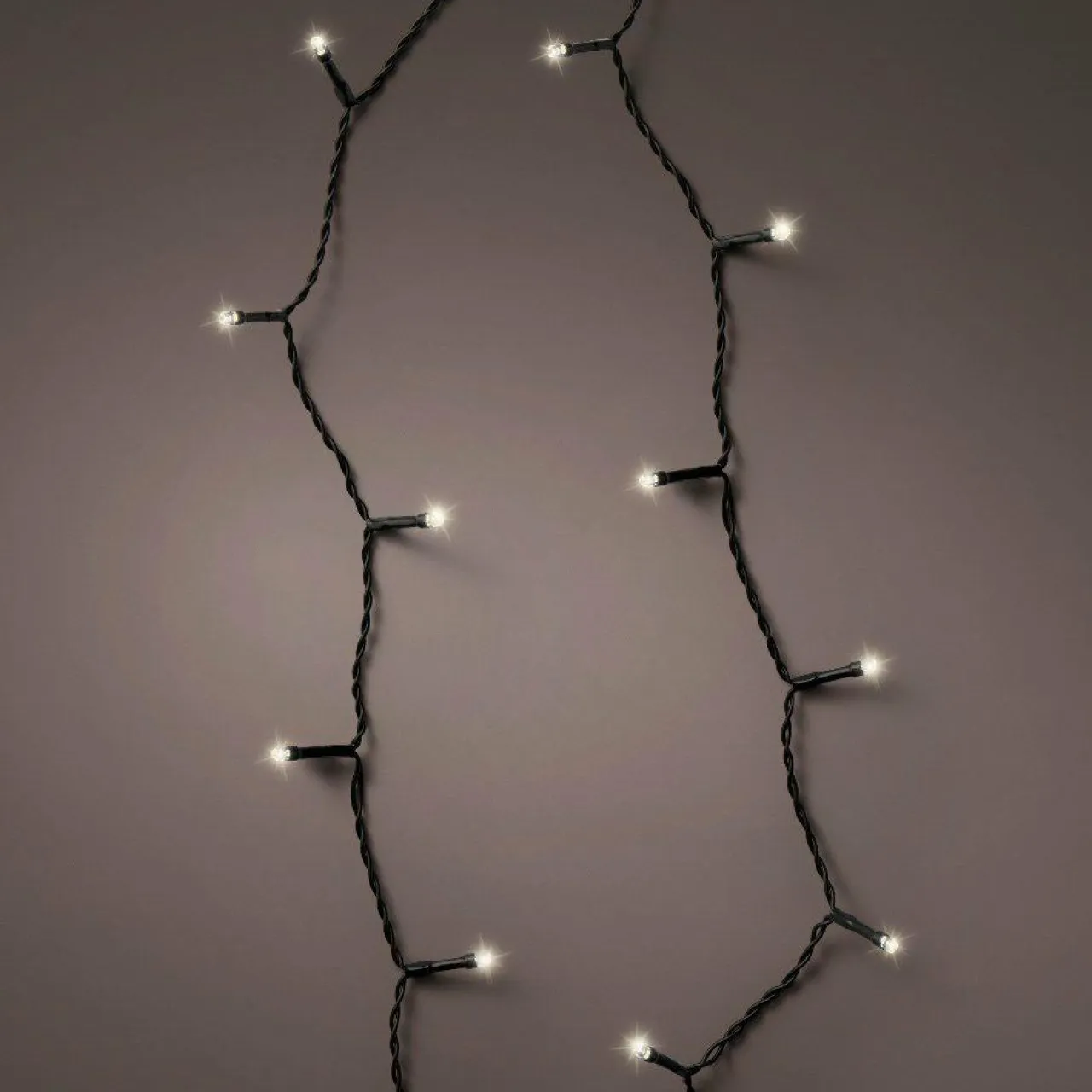 KAEMINGK Guirlande lumineuse à piles 7,10 m 96 LED câble noir Durawise Blanc chaud Blanc Chaud - câble noir New
