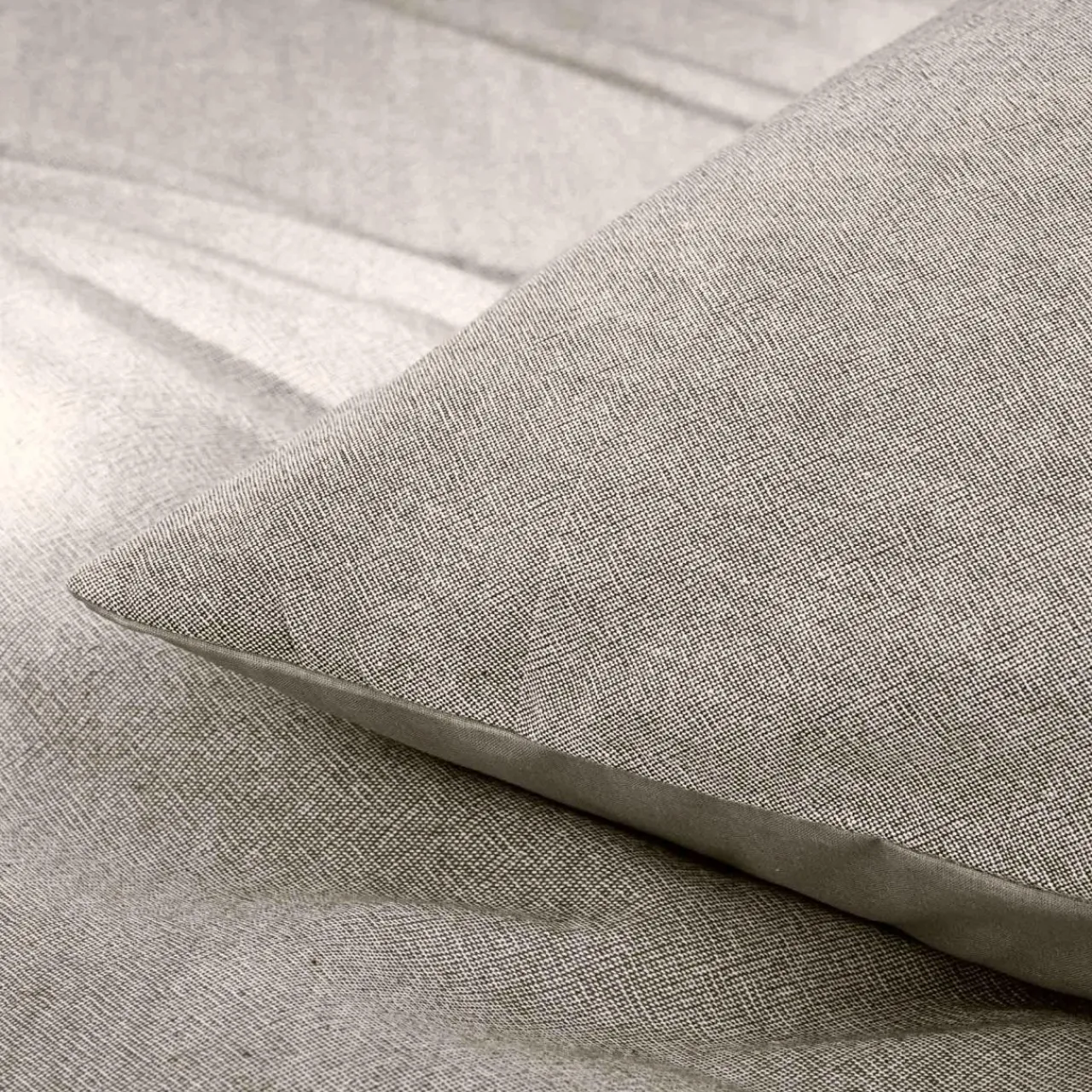 douceur d'intu017drieur Housse de couette et deux taies d'oreiller coton (240 x 220 cm) Meline Gris Anthracite Sale