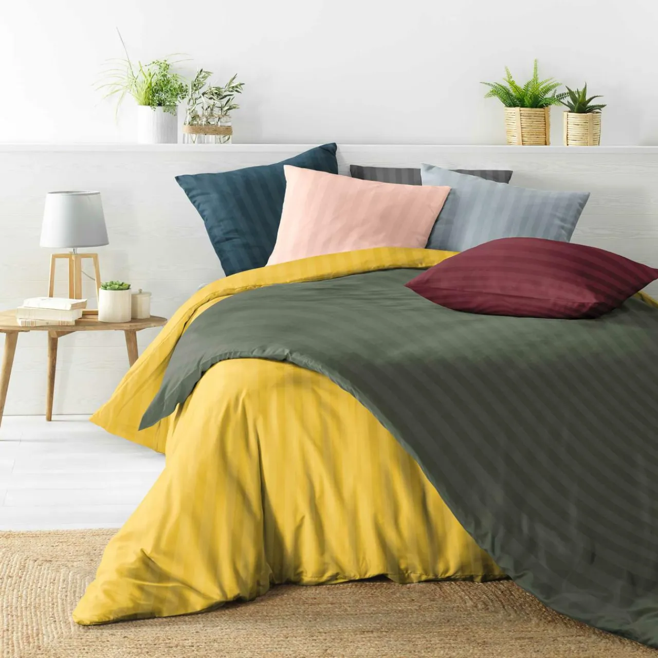 douceur d'intu017drieur Housse de couette et deux taies microfibre (240 x 220 cm) Cleo Gris Anthracite Hot