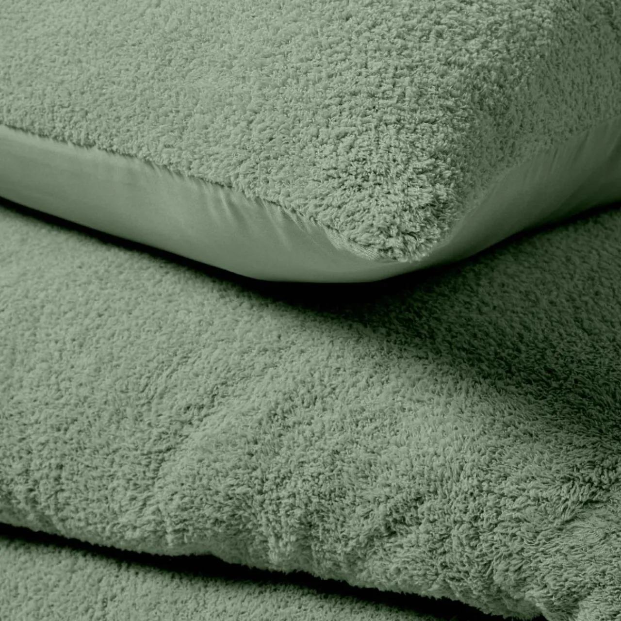 douceur d'intu017drieur Housse de couette et deux taies d'oreiller bouclette (240 x 220 cm) Helena cédre Vert New