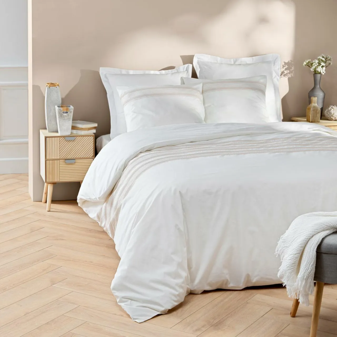 douceur d'intu017drieur Housse de couette et deux taies coton (240 x 220 cm) Opéra he Blanc Hot