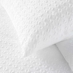 douceur d'intu017drieur Housse de couette et deux taies microfibre gaufrée (240 x 220 cm) Litéa he Blanc Outlet