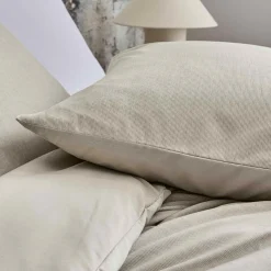 douceur d'intu017drieur Housse de couette et deux taies d'oreiller microfibre (240 x 220 cm) Azura Beige Discount