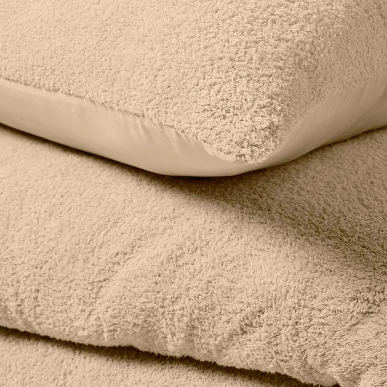 douceur d'intu017drieur Housse de couette et deux taies d'oreiller bouclette (240 x 220 cm) Helena sable Beige