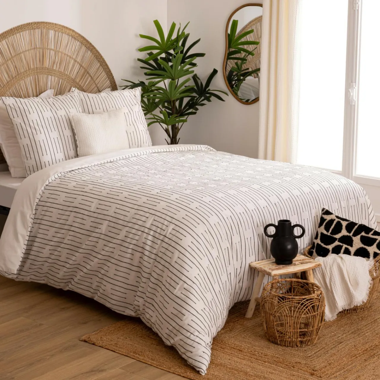 Atmosphera, cru017dateur d'intu017drieur Housse de couette et deux taies coton (240 x 220 cm) Dobby Noire Blanc Best