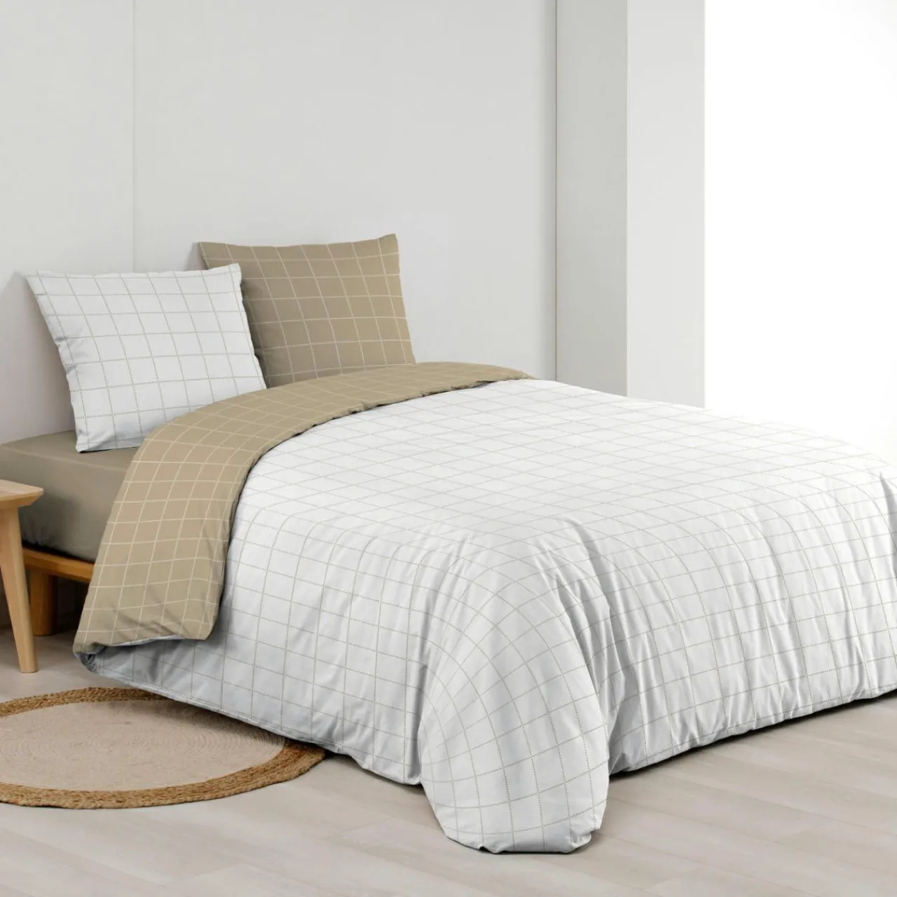 douceur d'intu017drieur Housse de couette et deux taies d'oreiller en coton (200 x 200 cm) Cadria Blanc Best