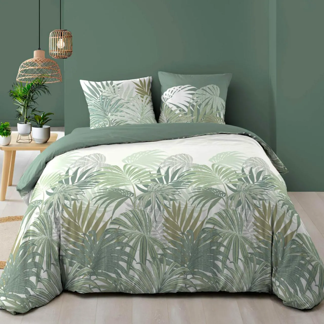 douceur d'intu017drieur Housse de couette et deux taies d'oreiller en coton (240 x 220 cm) Nymea Vert New