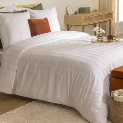 ATMOSPHERA Housse de couette et deux taies satin de coton (260 x 240 cm) Isadora he Blanc Sale
