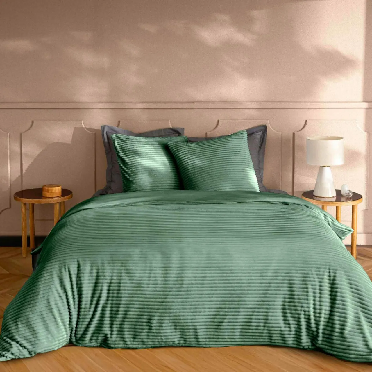 douceur d'intu017drieur Housse de couette et deux taies d'oreiller flanelle (240 x 220 cm) Veloutea cédre Vert Best