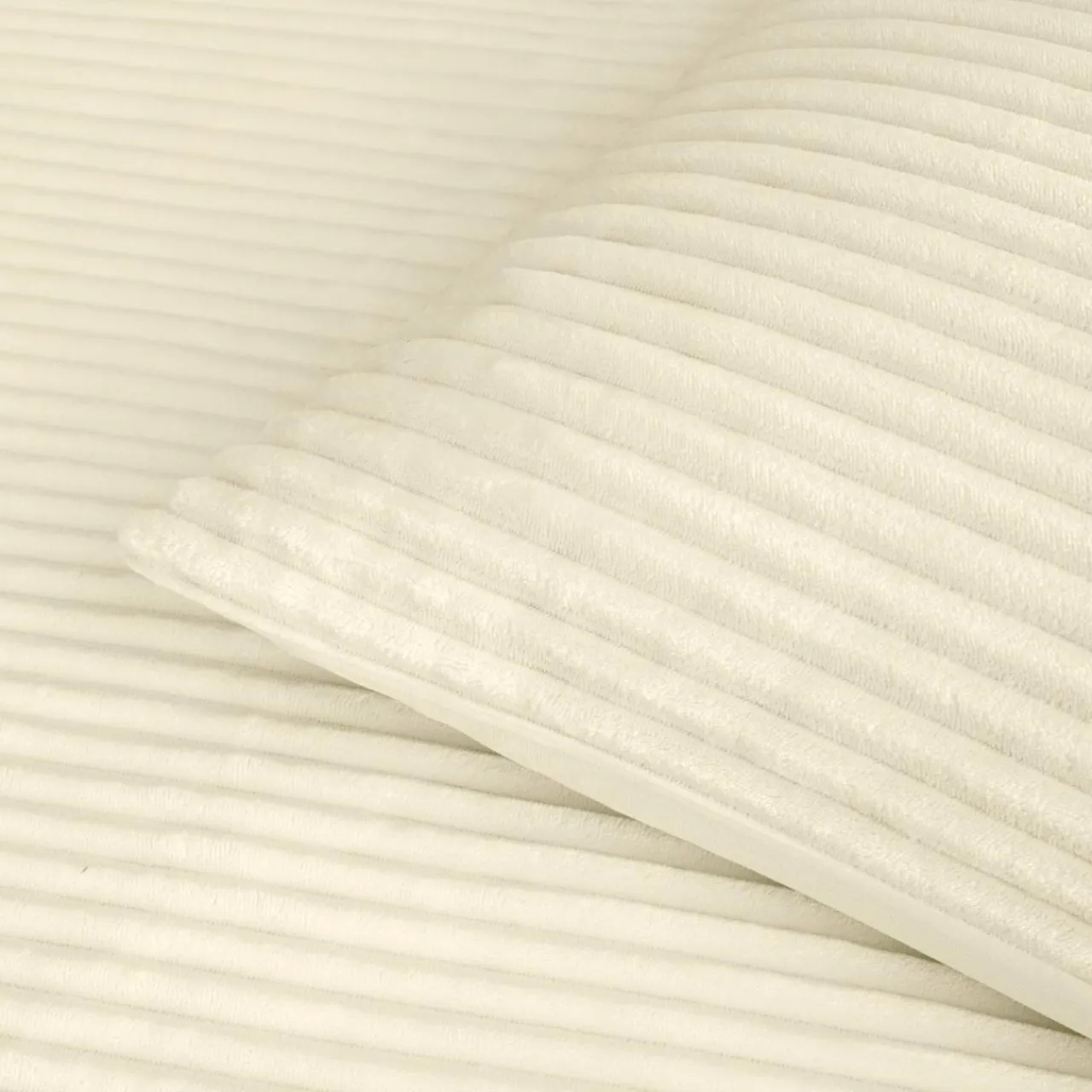 douceur d'intu017drieur Housse de couette et deux taies d'oreiller flanelle (240 x 220 cm) Veloutea Beige Ecru Outlet