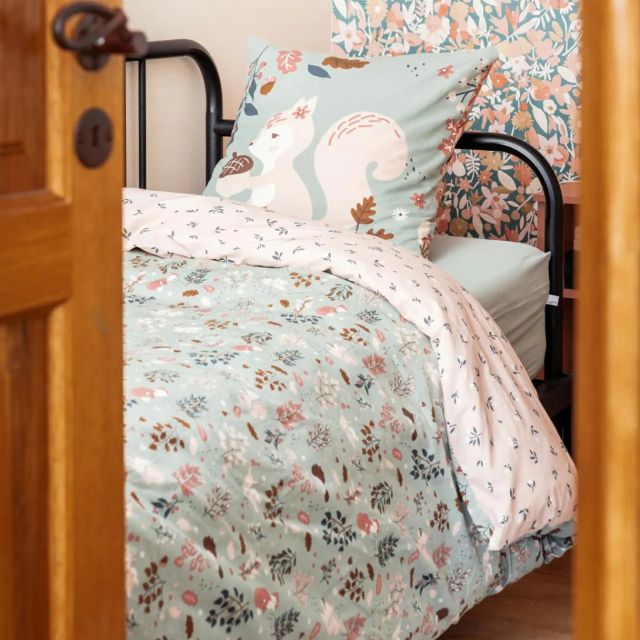 L'EFFET PAPILLON Housse de couette et deux taies enfant coton (240 x 220 cm) Tamia Multicolore Discount