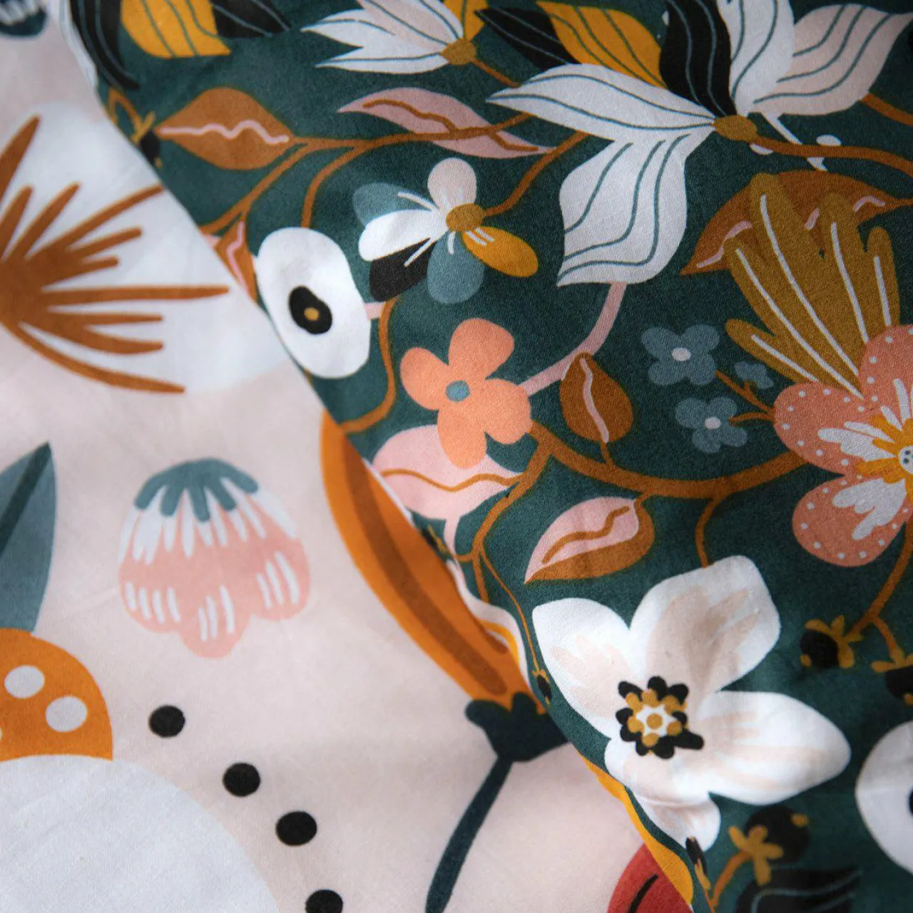 L'EFFET PAPILLON Housse de couette et deux taies enfant coton (200 x 200 cm) Champetre Multicolore Hot