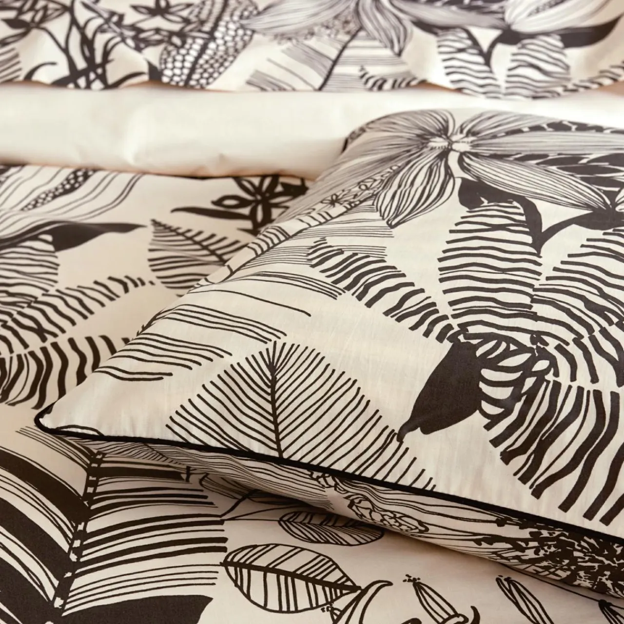 TRADILINGE Housse de couette percale de coton (260 x 240 cm) Alba e Noir Clearance