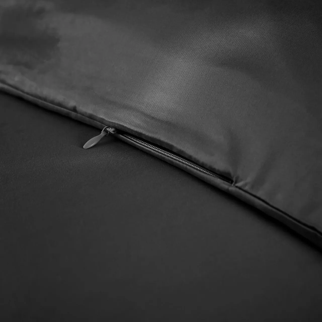 EMINZA Housse de couette satin de bambou (240 x 220 cm) Sienna Noir Best