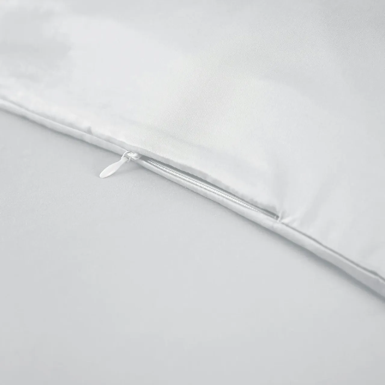 EMINZA Housse de couette satin de bambou (200 x 200 cm) Sienna chantilly Blanc Discount