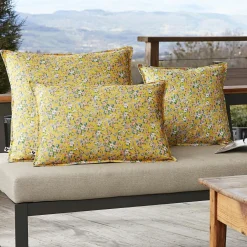 L'effet papillon Housse de coussin extérieur carrée (60 x 60 cm) Manon Jaune Clearance
