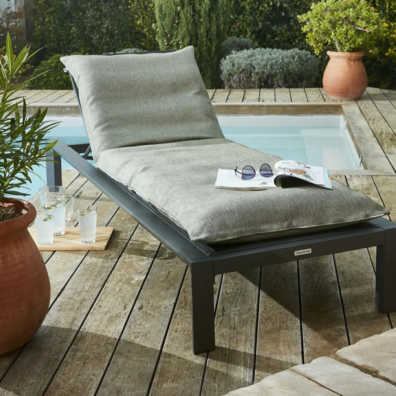 L'effet papillon Housse de coussin pour bain de soleil (190 x 70 cm) Naia Vert nenuphar Vert mousse Sale