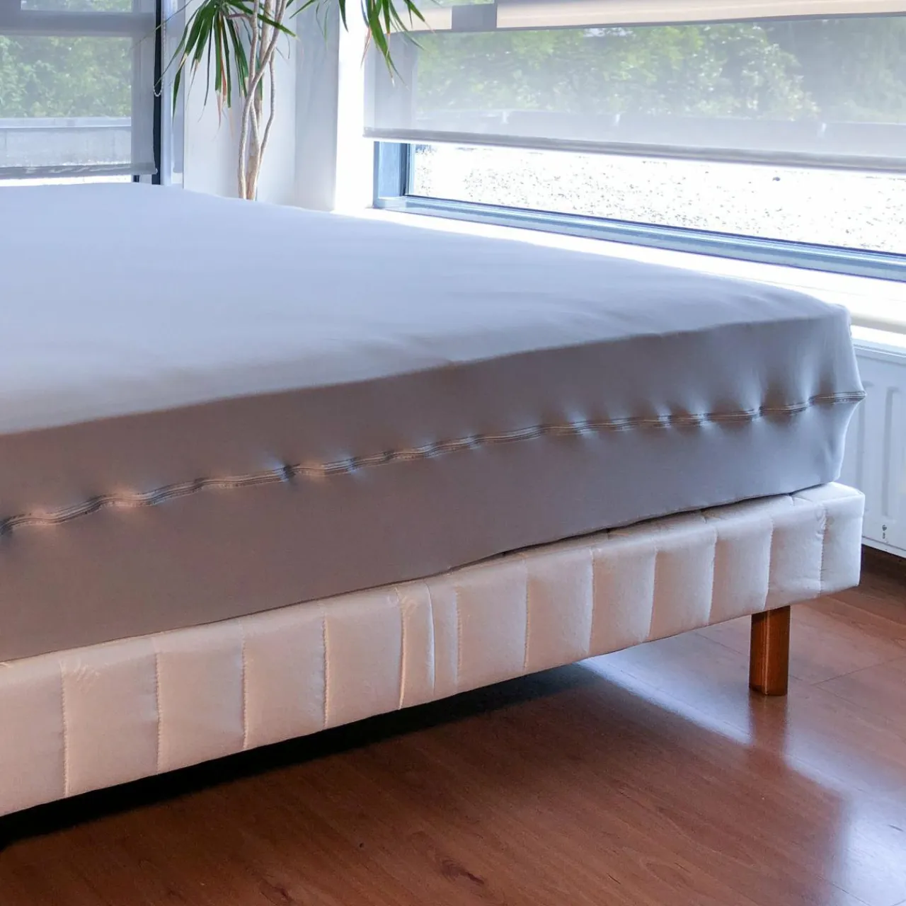 BLEU CALIN Housse de matelas intégrale (140 x 190 cm) Emeline Gris clair New