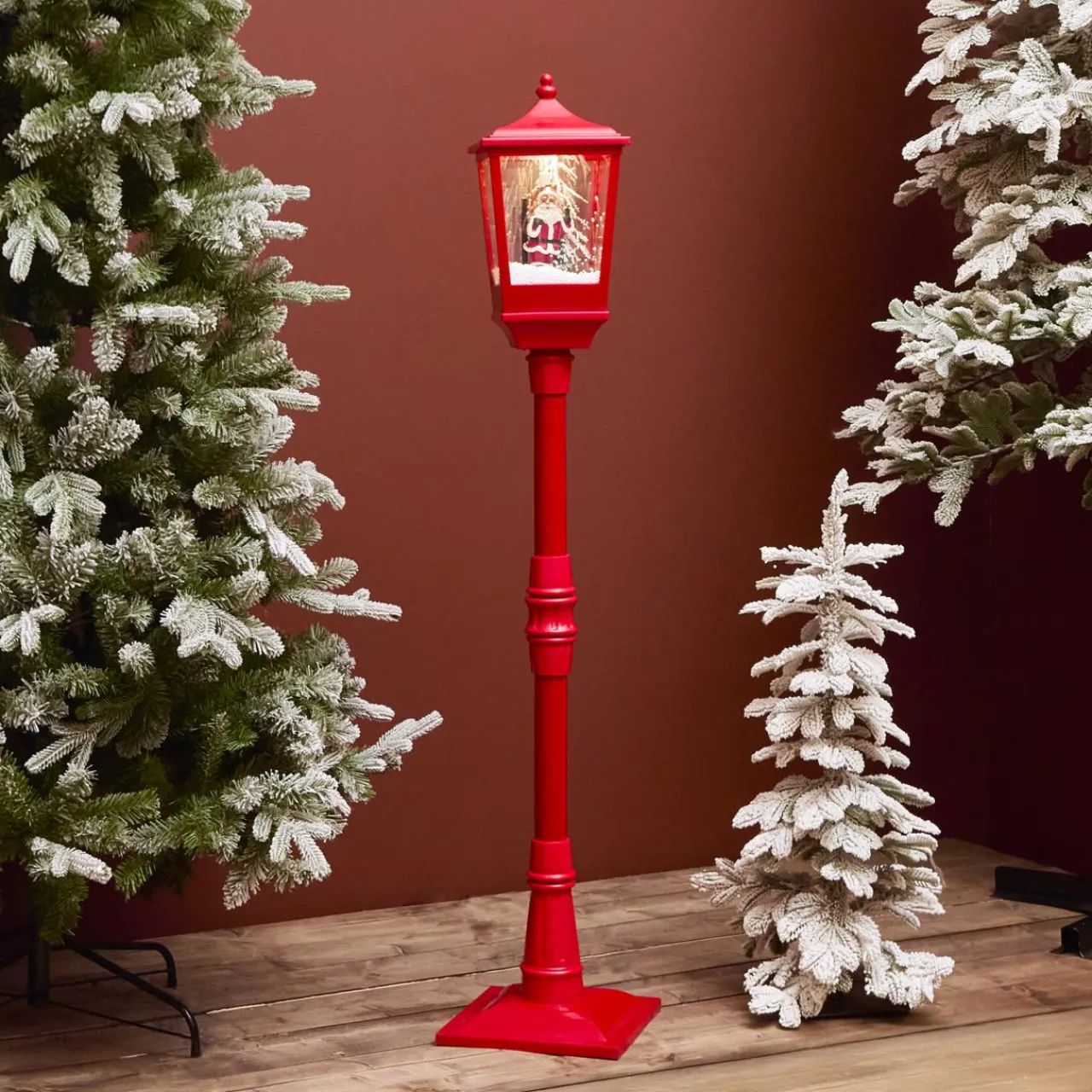 KAEMINGK Lampadaire de Noël illuminé, musical et animé 10 LED (H135 cm) Neige tombante Rouge Online