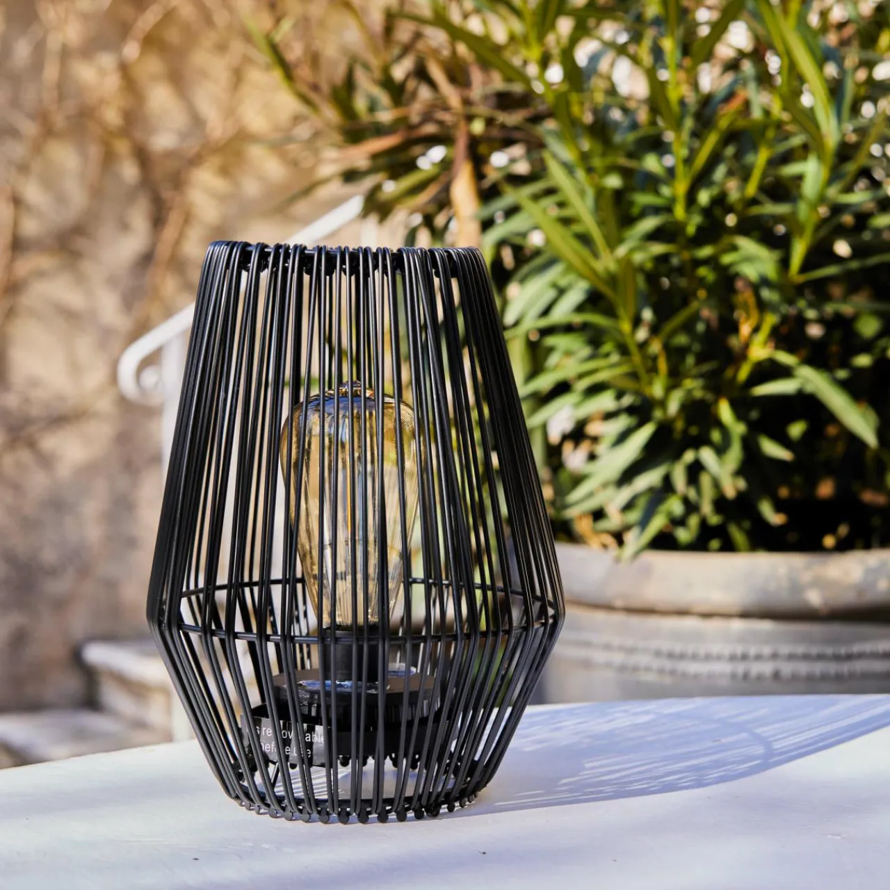 #N/A Lampe de table solaire LED (H23 cm) Calabre Noir Clearance