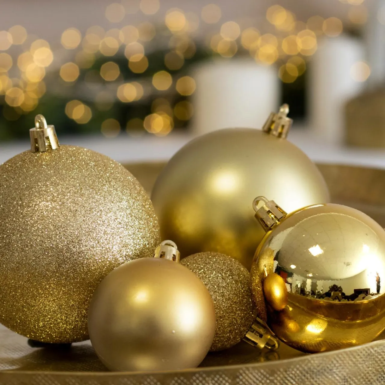 EMINZA Lot de 20 boules de Noël assties New Alpine Or