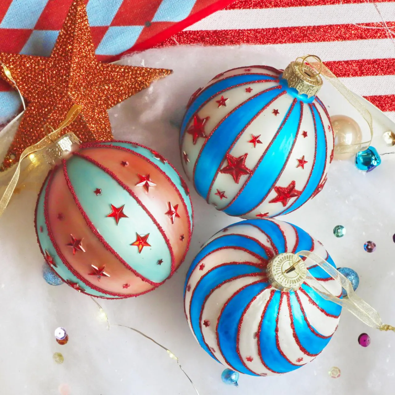 KAEMINGK Lot de 12 boules de Noël en verre (D80 mm) Grand Chapiteau Multicolore Bleu