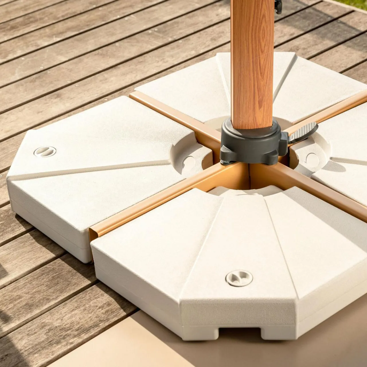 MOBELLIA Lot de 4 dalles pour Parasol déporté 20L hes Blanc Clearance
