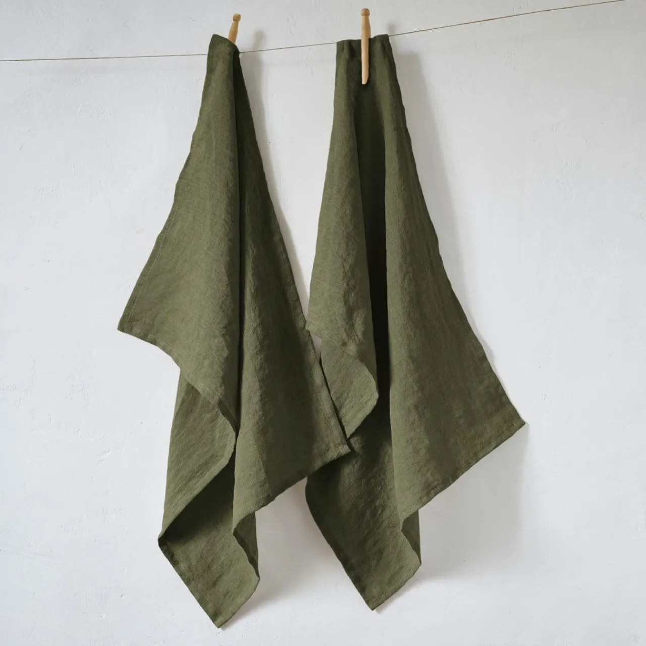 EMINZA Lot de 2 essuie-mains lin lavé (50 x 70 cm) Louise Vert romarin Outlet